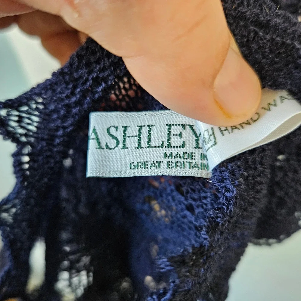 Laura Ashley Vintage 90s Navy 100% Wool Lace Knit Square Shawl Scarf Made in UK
